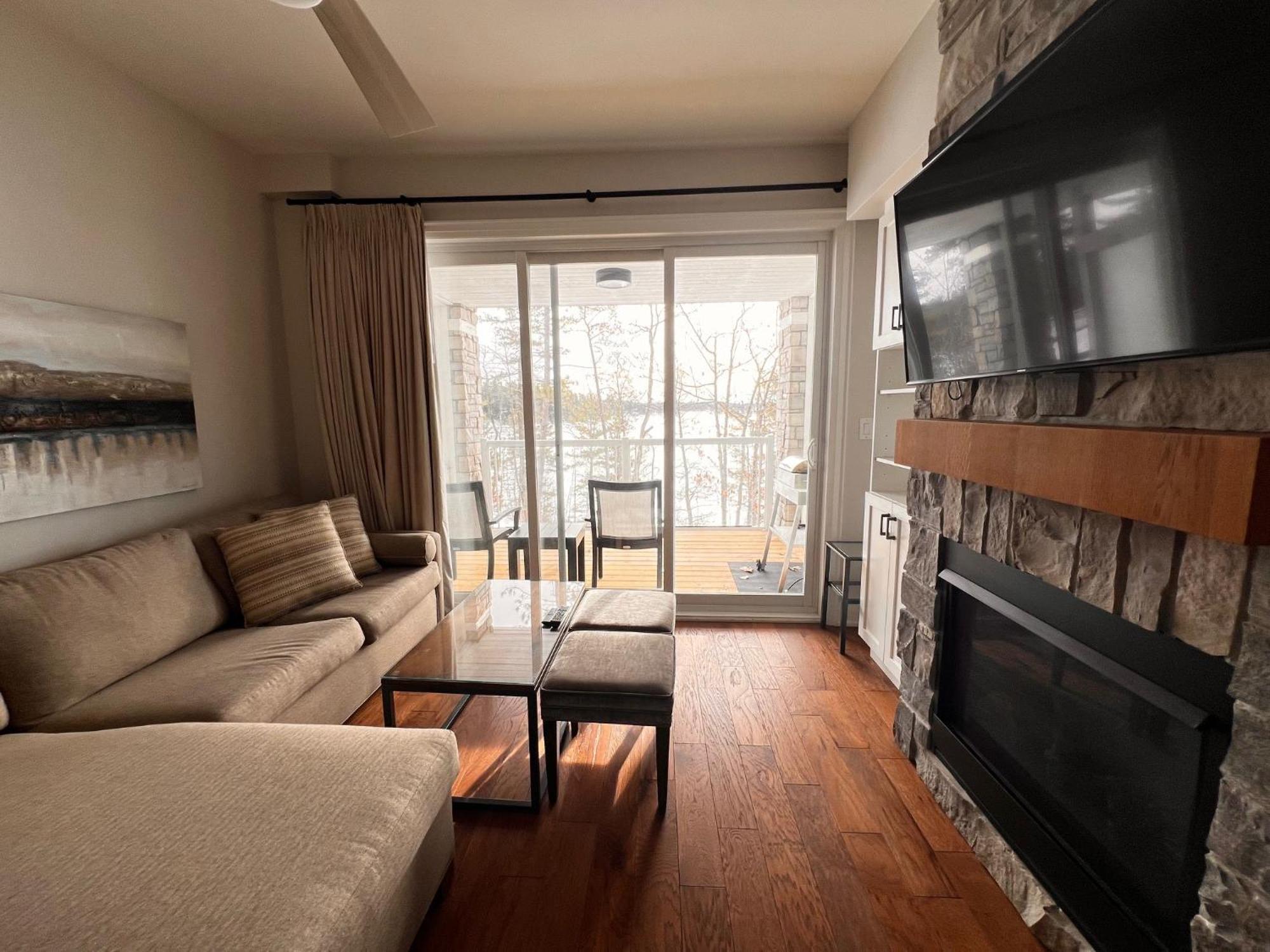 Touchstone Resort Bracebridge Ngoại thất bức ảnh